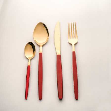RED AND GOLD CUTLERY SET
