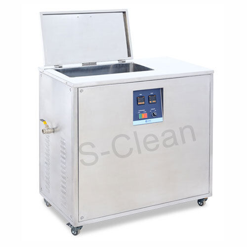 Grey Industrial Ultrasonic Cleaner For Automobile Industry