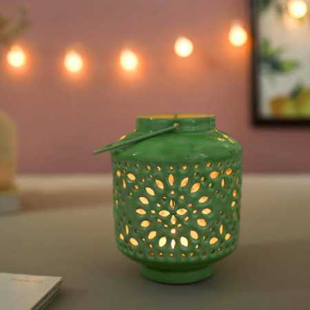 METAL GREEN LENTERN