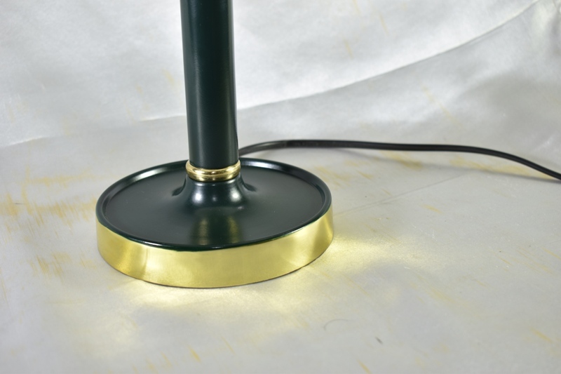 Metal Modern Table Lamp