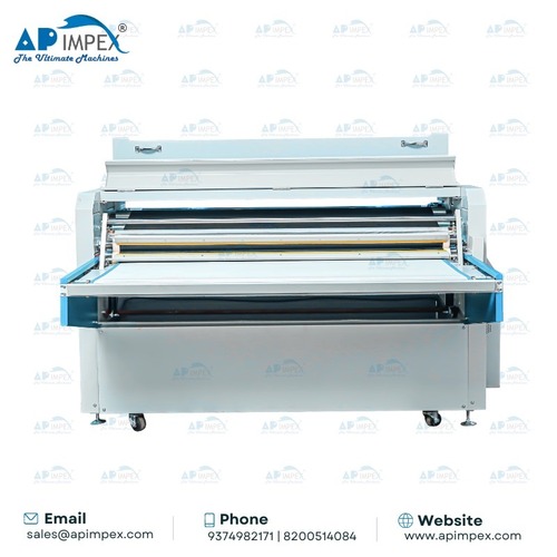 Textile fabrics fusing machine