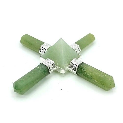 Natural Crystal Green Aventurine Gemstone 4 Point Pyramid Energy Generator