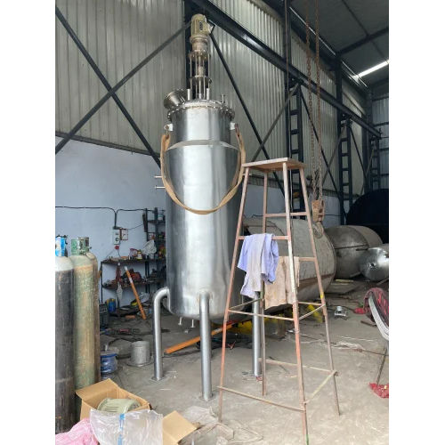 Stainless Steel Mixing Tank Capacity: 50l-10000l Liter/day