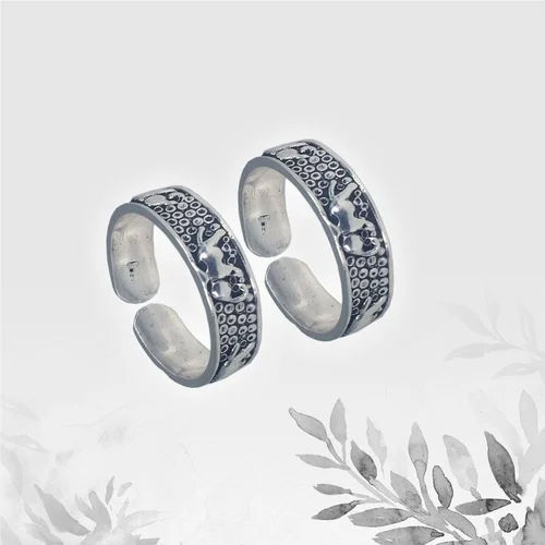 925 Sterling Silver Oxidized Designer Toe Ring