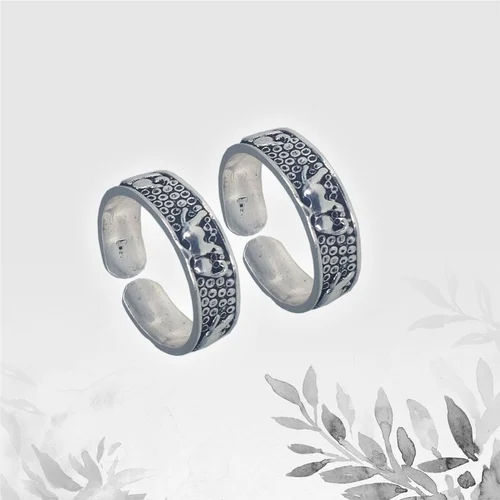 925 Sterling Silver Oxidized Designer Toe Ring Size: Standard