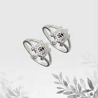 925 Sterling Silver Plain Turtle Toe Ring Size: Standard