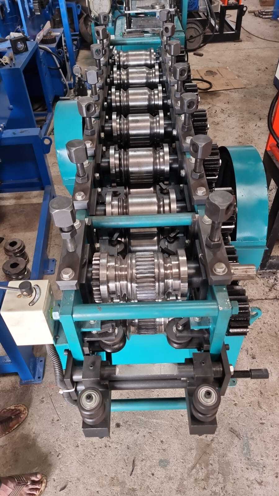 Rolling Shutter Strip Making Machine 8 Rollers 3 Design