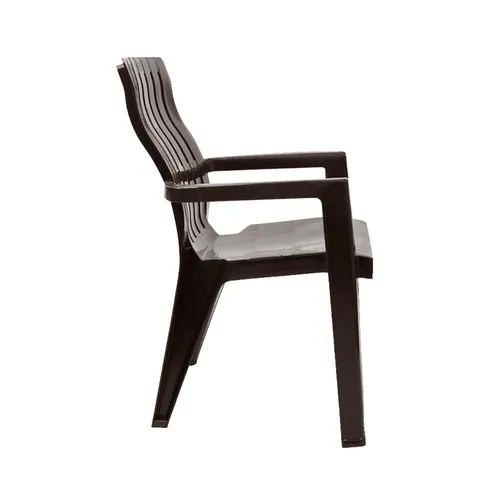 Brown Italica Plastic Luxury Chair Dimension(L*W*H): 18.9 In X 21.9 In X 29.5 In (L X B X H) Inch (In)