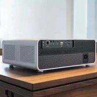 7000 lm Lifetime Portable Projector