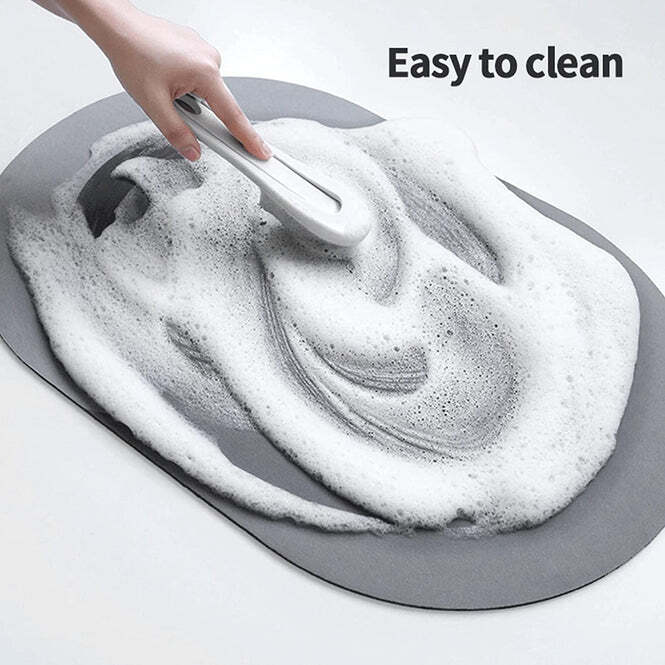 SQUARE BATHROOM MAT
