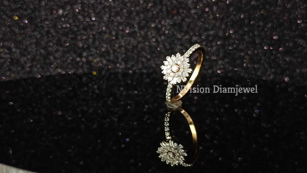 Natural Diamond Sunrays Themed Round and Bugget Ring