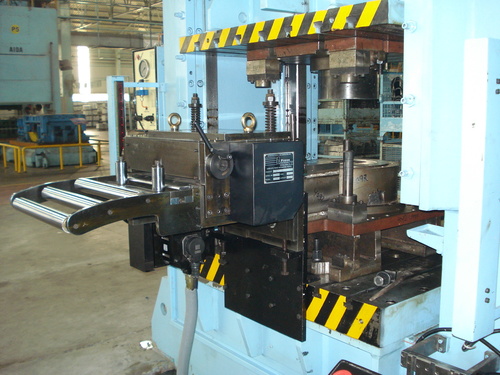 NC Servo Roll Feeder For Deep Draw Parts Manufacturing