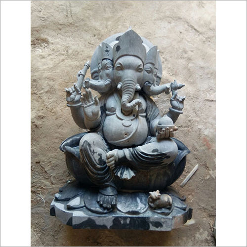 Polishing Marble Ganpati Statue