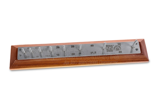 Isi Marked - Length Gauge Application: This Instrument Is Used To Determine The Elongation Index Of Aggregates