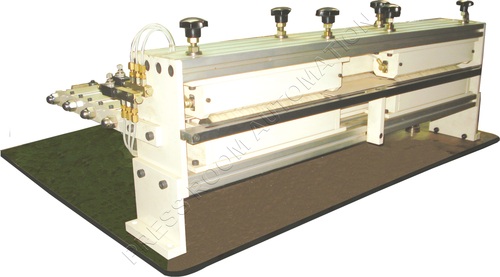 Lubricating System For Strips Or Sheets