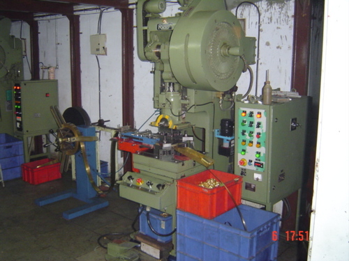 Pneumatic Feeder with Pneumatic Decoiler 100 Kgs