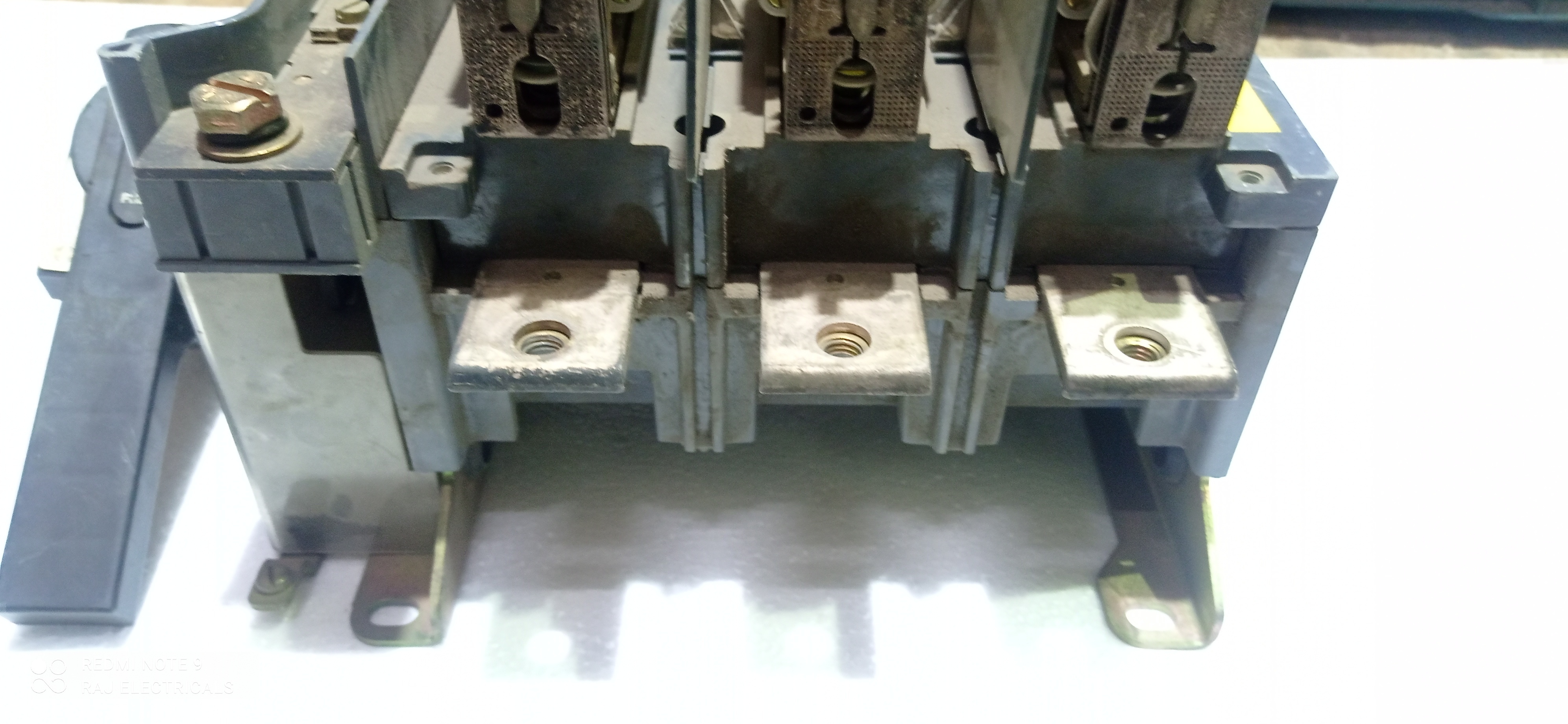 LT 250A FUSE SWITCH FN