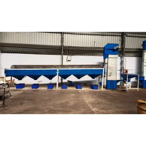 2.5 HP Fully Automatic Raw Cashew Grading Machine - Metal Build, 50 Hz Frequency | High Quality, Industrial Usage, Warranty Included