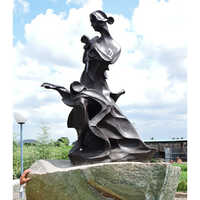 Metal 6 Feet High Creative Bronze Sculpture