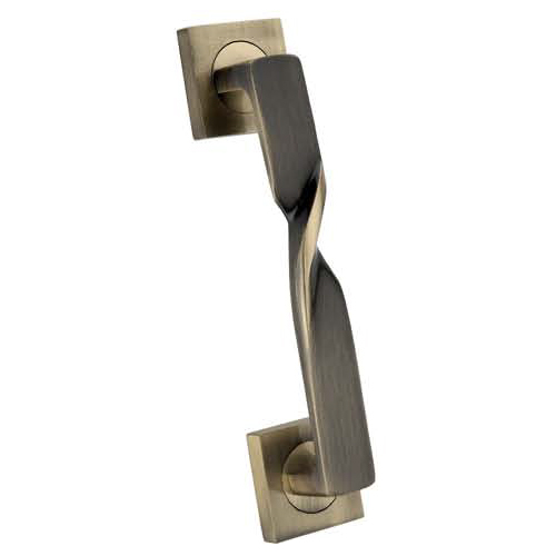 Black Antique Finish Brass Pull Handle Application: Door
