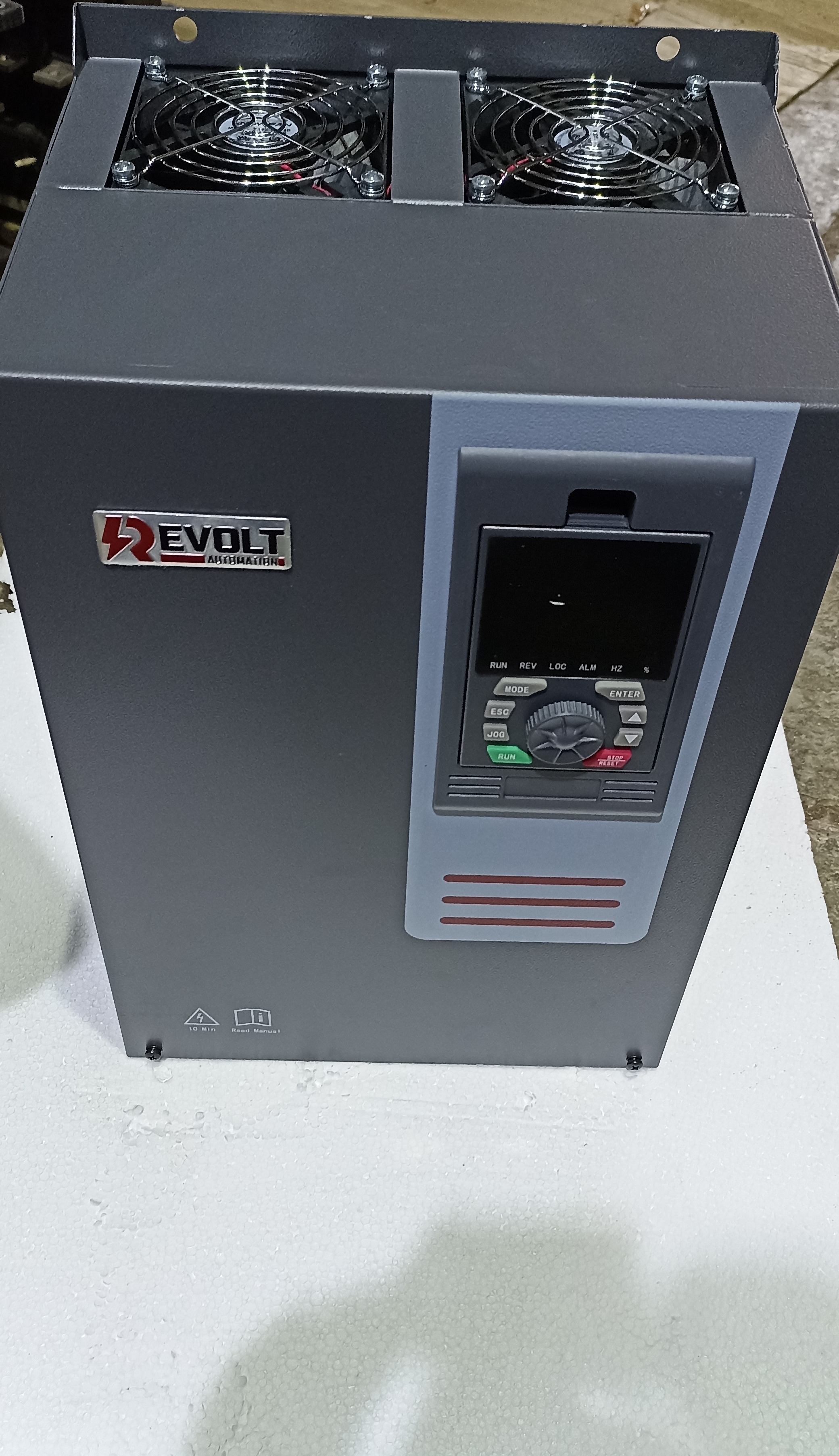 REVOLT 40 HP AC DRIVE