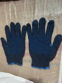 Knitted Gloves