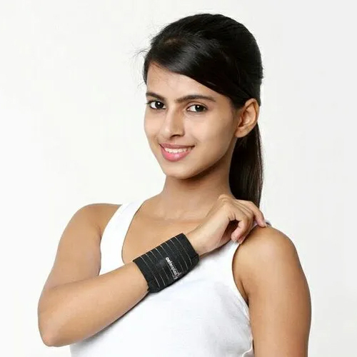 Wrist Wrap - Foldable Design, Manual Operation | Easy To Operate, Portable for Personal Use, Crafted for Comfort and Convenience