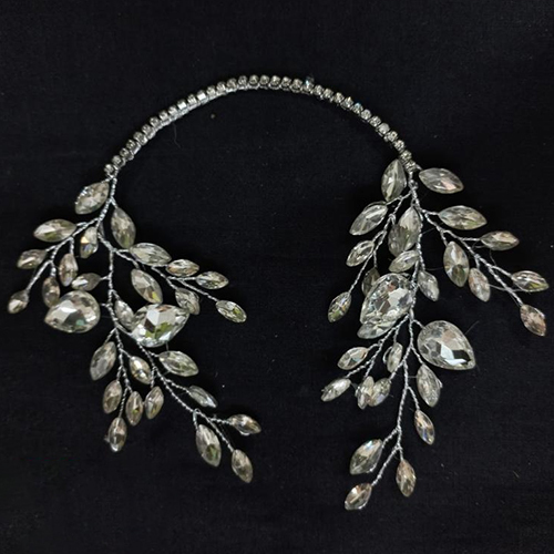 Fancy Hair Brooch Gender: Women at Best Price in Mumbai | Shree Ambaji Creation Fancy Hair Brooch Gender: Women at Best Price in Mumbai | Shree Ambaji Creation