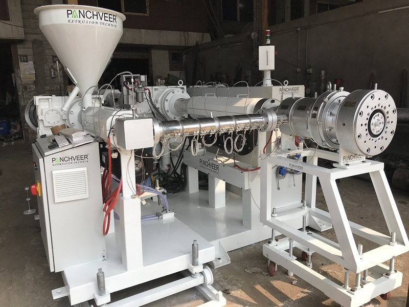 HDPE Three Layer Pipe Making Machine
