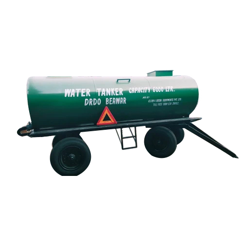 Green Tractor Mounted Water Tanker