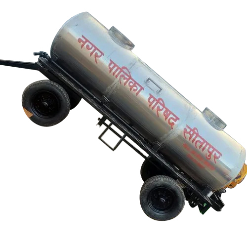 Four Wheeler Water Tanker