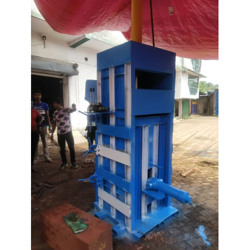 Hydraulic Pate Botal Baling Machine Capacity: 30 Ton/Day