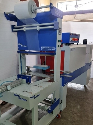 Industrial Shrink Wrapping Machine