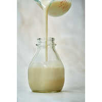 Sweetened Condensed Milk - Color: Light Yellow