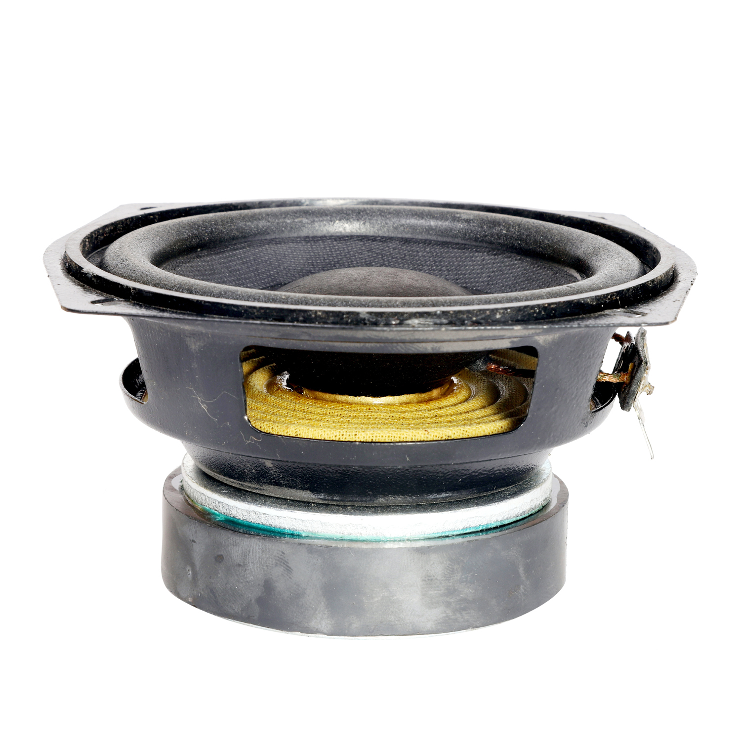 4 Inch Subwoofer 72x32x15 Magnet 4 Ohms 30 Watts RMS Power