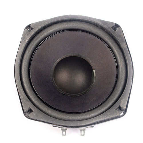 5 1/4 Inch Subwoofer 90x36x17 Magnet 8 Ohms 60 Watts RMS Power