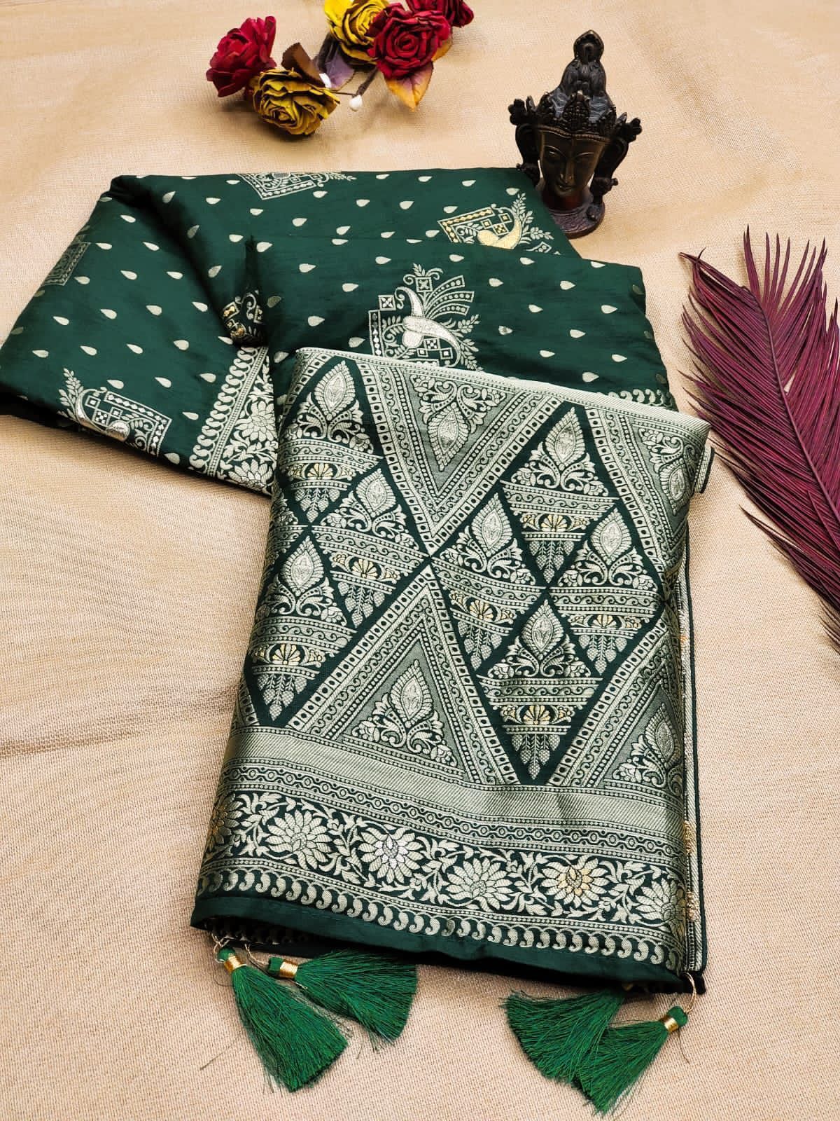 Ruhi Green Pure Dola Silk Saree