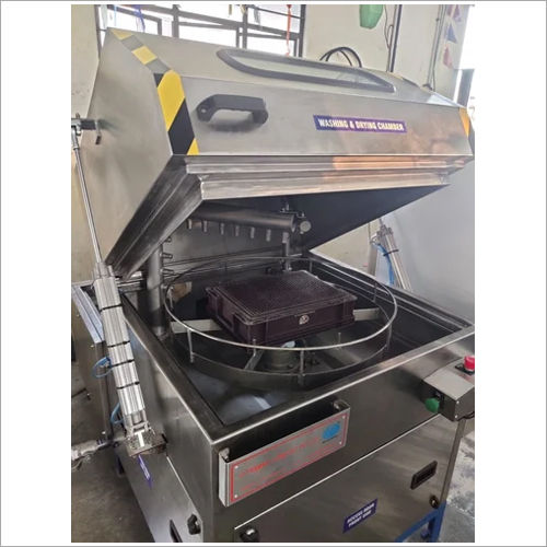 Tray Cleaning Machine