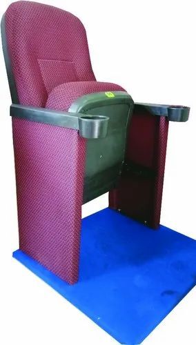 Foldable cinema chair