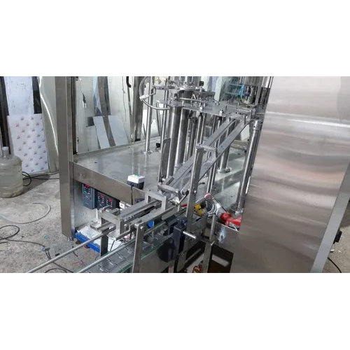 Water Bottle Filling Machine