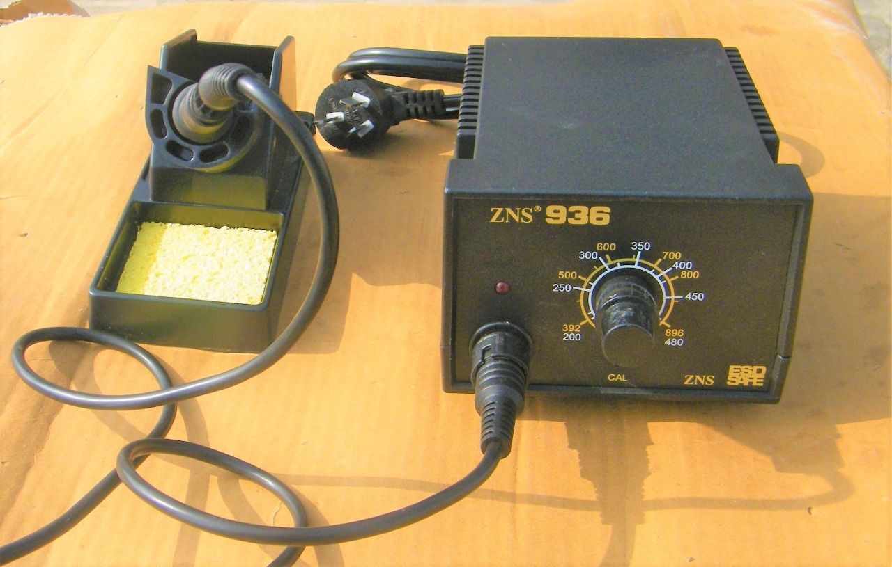 Analogue Soldering Station 60W