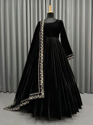 Naira Black Velvet Kurti