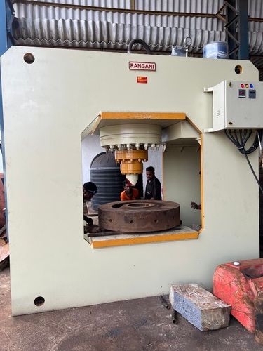 CI Scrap Breaking Machine