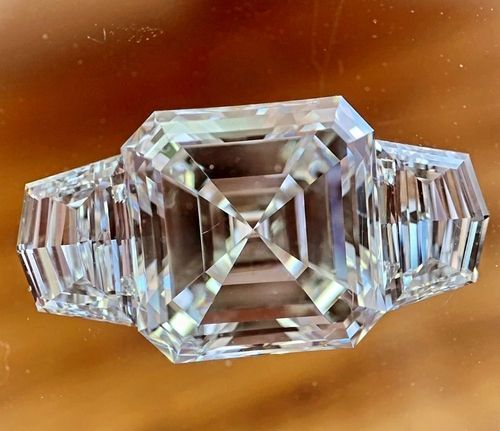 Loose Diamond Trapezoid