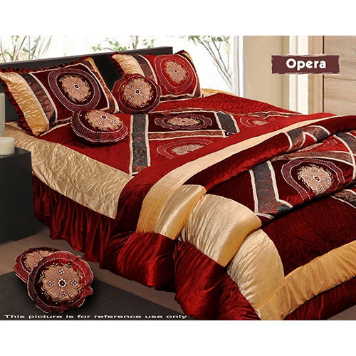 Opera Quilt Bedding Set