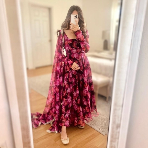Farah Pink Georgette Gown