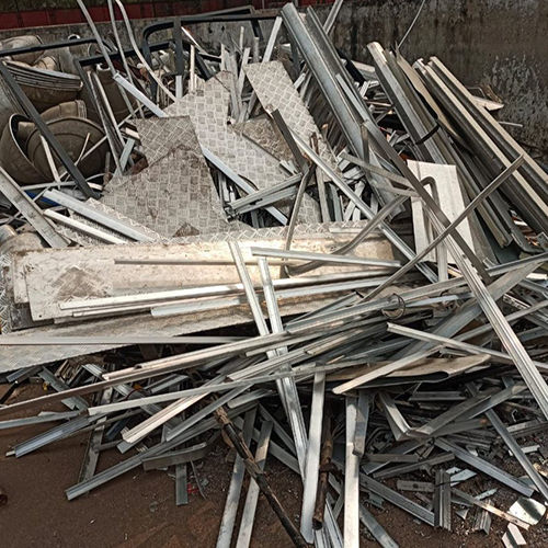 Gray Steel Scrap