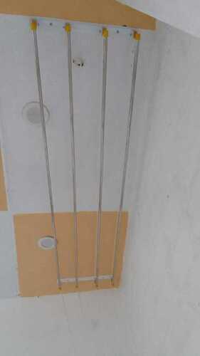 BALCONY CLOTH DRYING HANGERS IN  Indira Nagar Thoraipakkam Tamil Nadu 600097