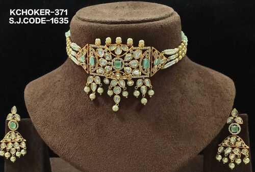 KUNDAN CHOKER SET
