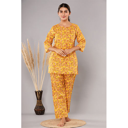 Silk Saree Wrap Around Skirt, Size: Plus Size at Rs 350/piece in Jaipur